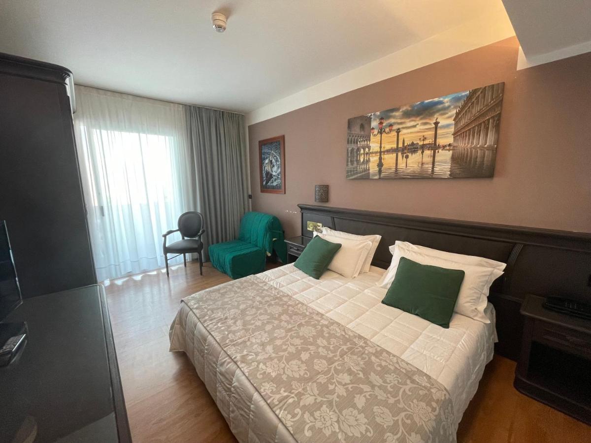 Park Hotel Cellini Lido di Jesolo Exterior photo