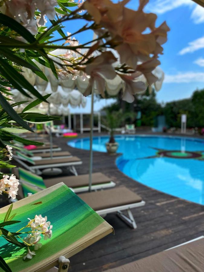 Park Hotel Cellini Lido di Jesolo Exterior photo