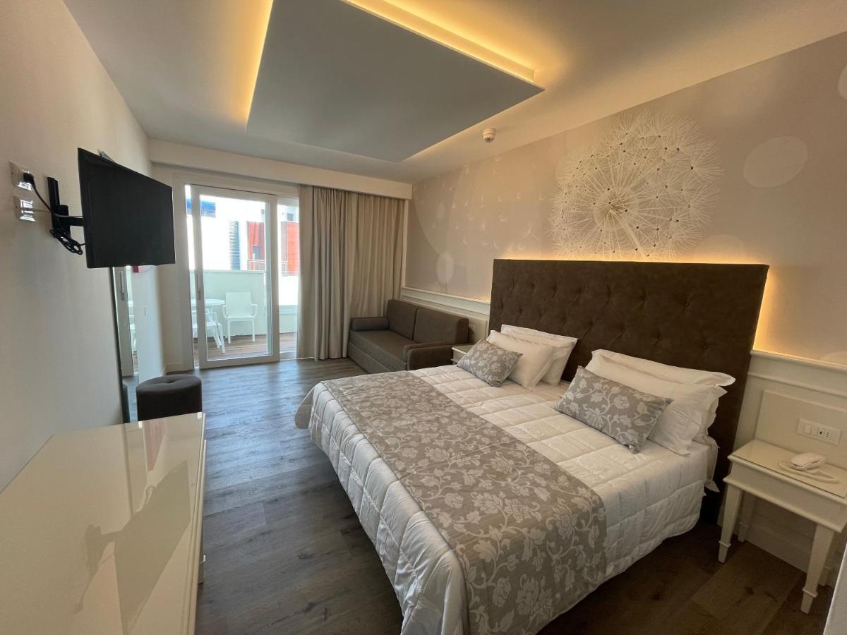 Park Hotel Cellini Lido di Jesolo Exterior photo