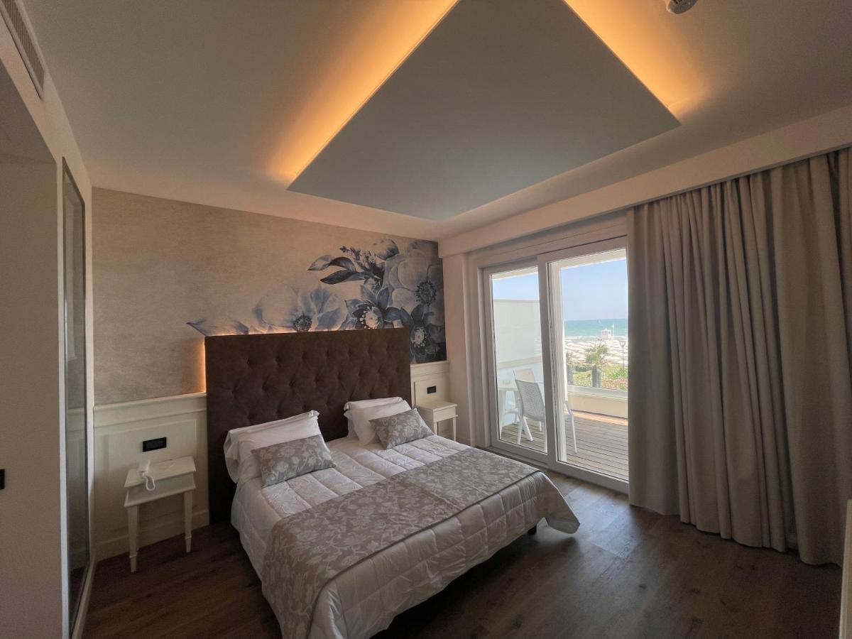 Park Hotel Cellini Lido di Jesolo Exterior photo